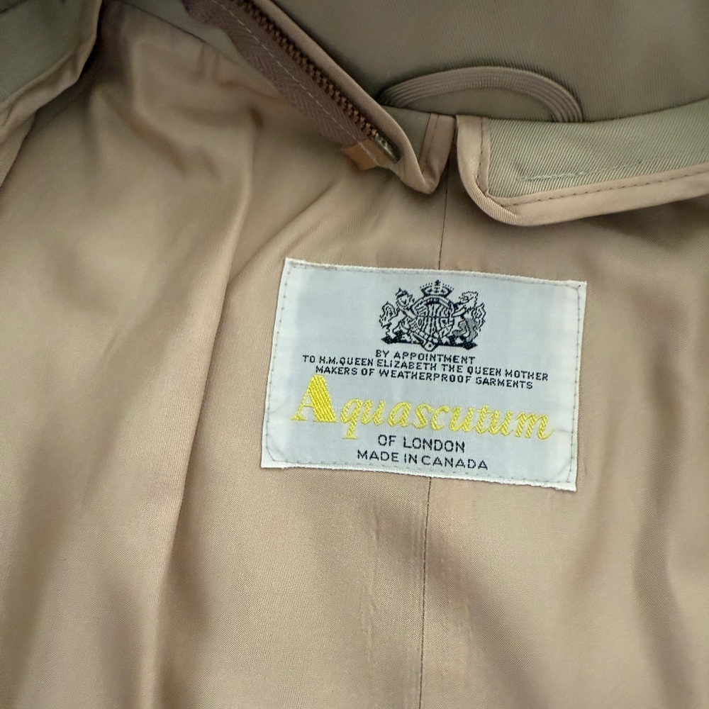 Vintage Aquascutum London Men's Beige Trench Coat - Picture 5 of 11